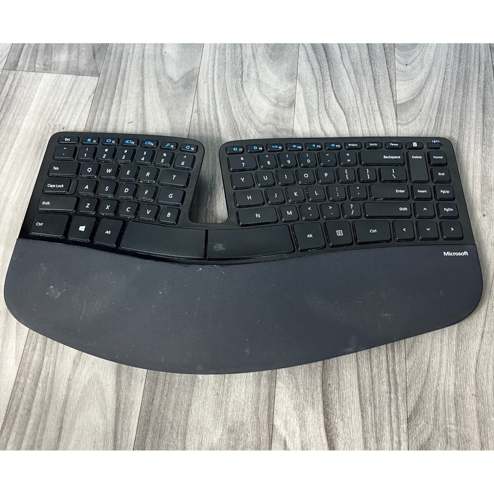 Microsoft‎ SCULPT Ergonomic Wireless Keyboard No Battery cover Parts Only Untest